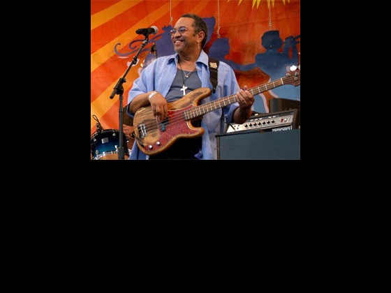 photo of George Porter, Jr. on stage