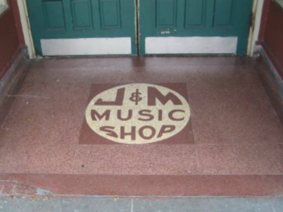 J&M Studio [Photo courtesy of Infrogmation, Wikipedia Commons]