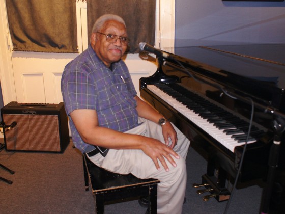 Ellis Marsalis at WWOZ in 2013 [Photo by Bill Sasser]