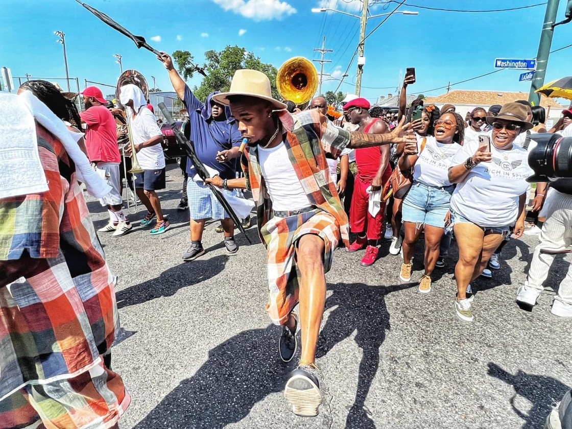 Perfect Gentlemen Second Line Parade 2022 [Photo by MJ Mastrogiovanni]