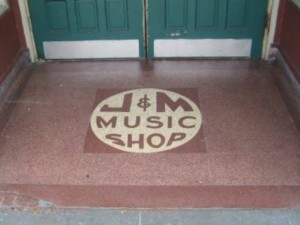 J&M Studio [Photo courtesy of Infrogmation, Wikipedia Commons]